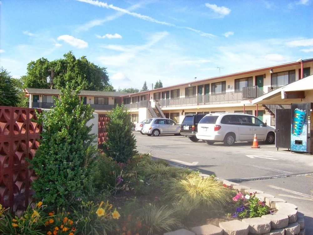 Apex Inn Modesto Exterior foto